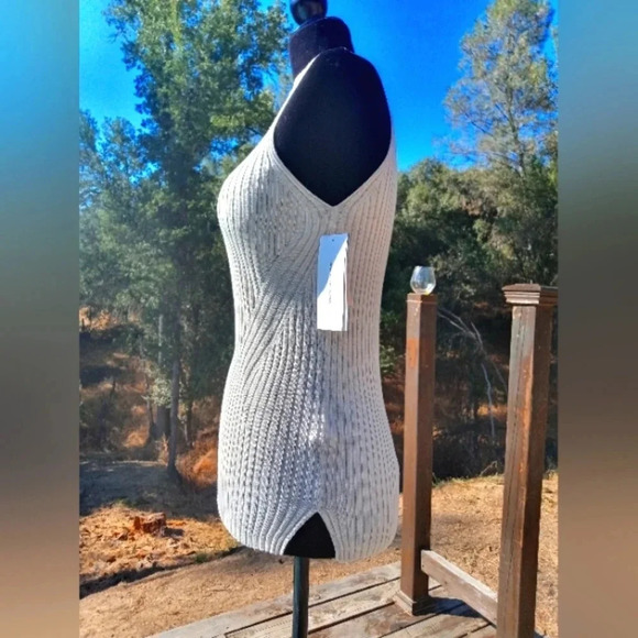 FRENCH CONNECTION NWT $88 - Picture 2 of 10